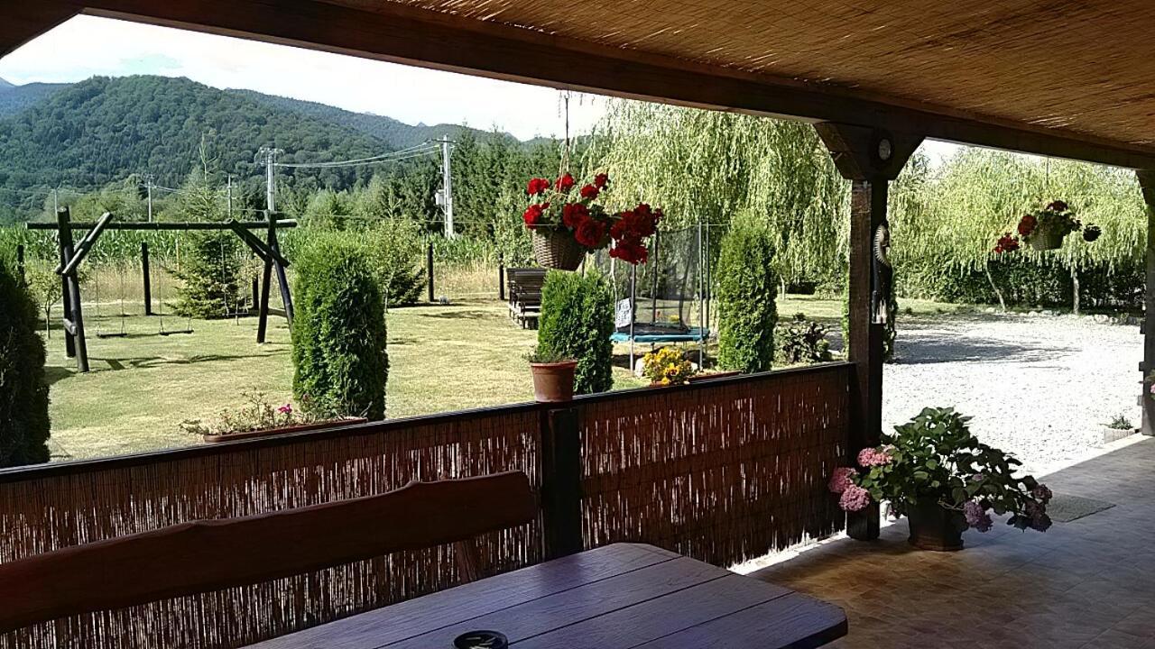 Pensiunea Maya Sîmbăta de Sus Esterno foto