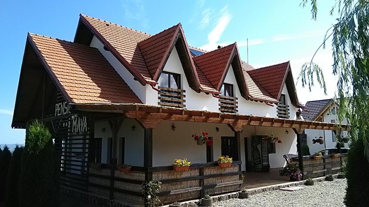 Pensiunea Maya Sîmbăta de Sus Esterno foto